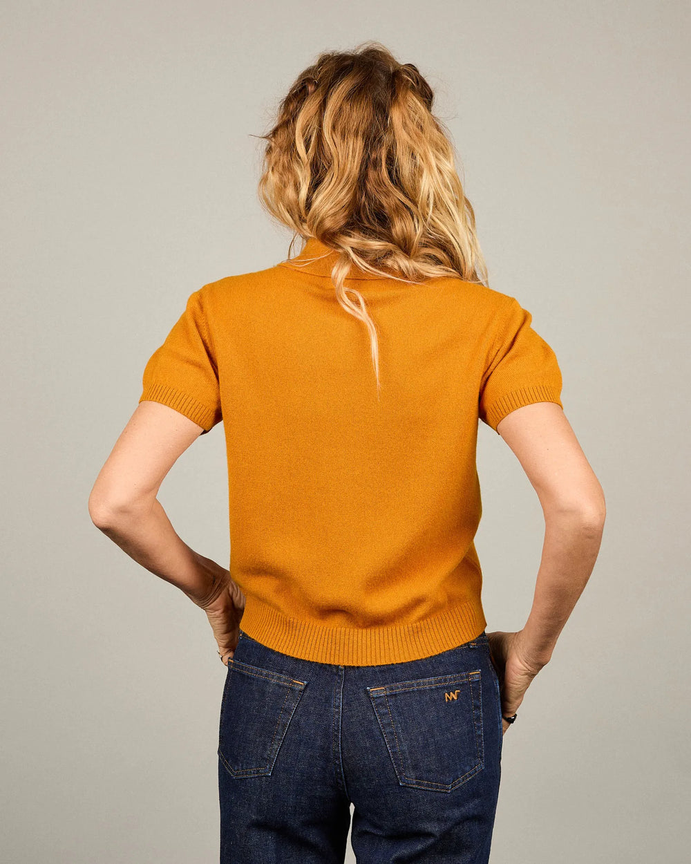 XS